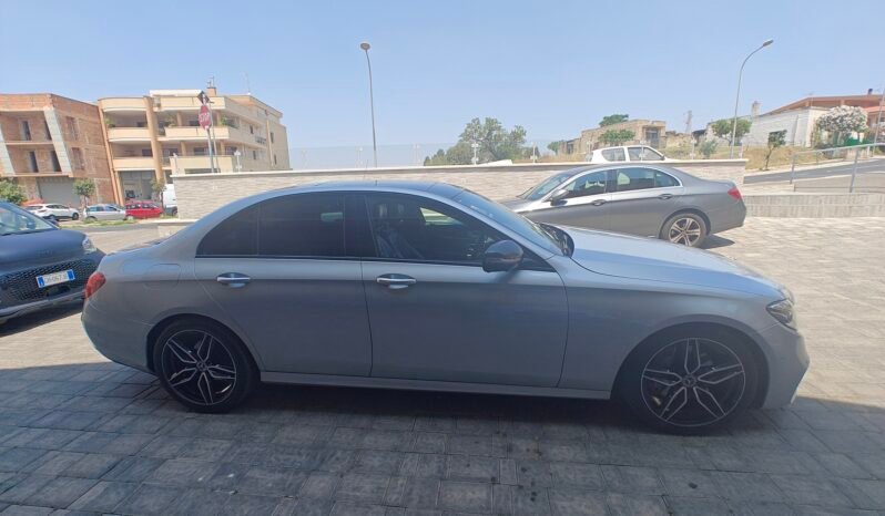 Mercedes-Benz Classe E E220d 194 cv Premium Plus AMG 4 Motion auto pieno
