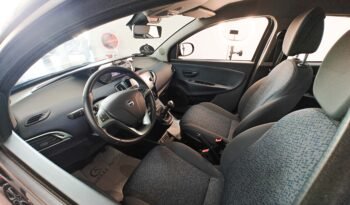 Lancia Ypsilon 1.0 Hybrid Gold Plus pieno