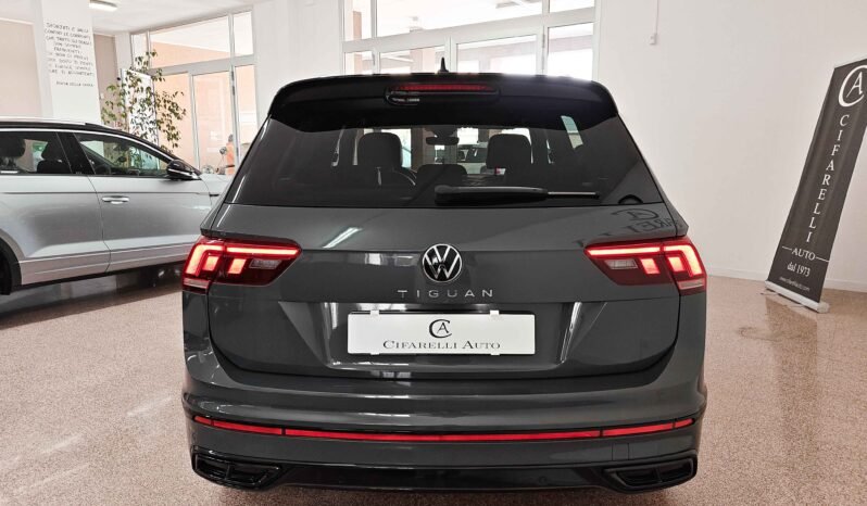 Volkswagen Tiguan 2.0 TDI 150cv R-Line DSG pieno