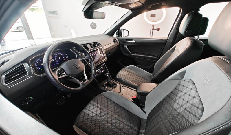 Volkswagen Tiguan 2.0 TDI 150cv R-Line DSG pieno