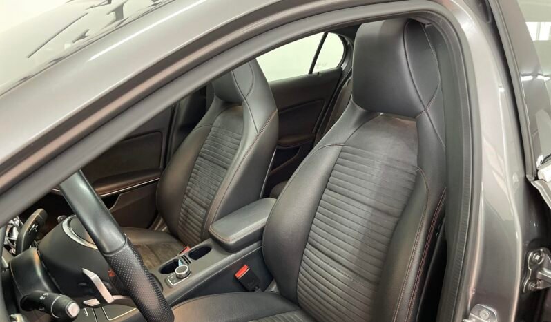 Mercedes-Benz Classe A180d AMG 115 cv auto pieno