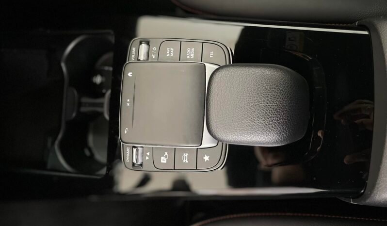 Mercedes-Benz Classe A180d AMG 115 cv auto pieno