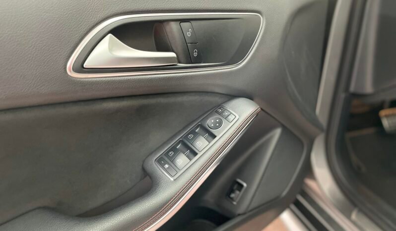Mercedes-Benz Classe A180d AMG 115 cv auto pieno