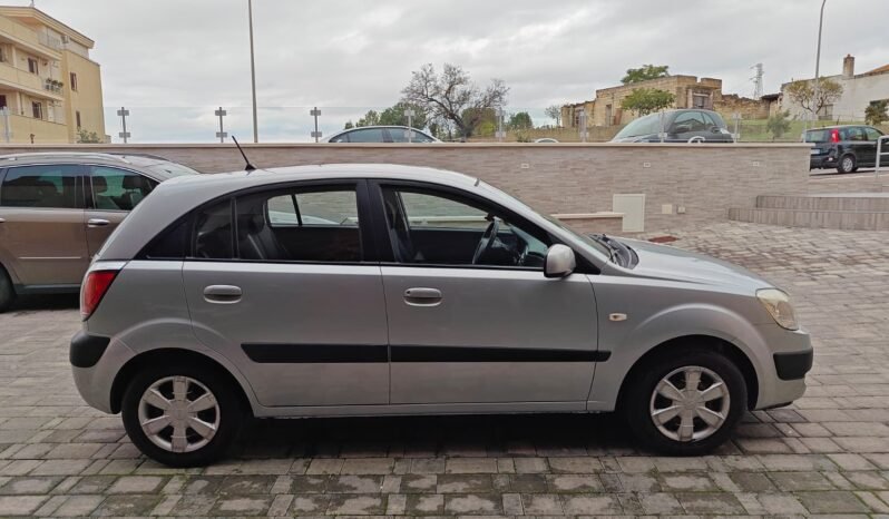 Kia Rio 1.5 16V CRDi 5P Challenge 110 cv pieno