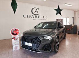 Audi Q3 Sportback 35 2.0 tdi Identity Black  S-Line