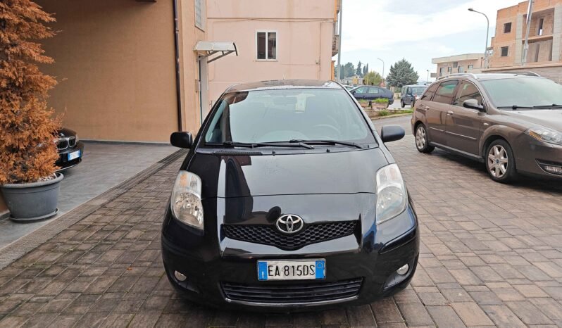 Toyota Yaris 1.3 5 Porte 75 cv Sol pieno