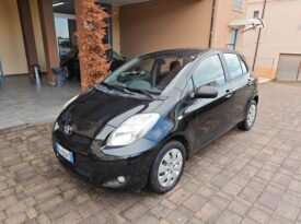 Toyota Yaris 1.3 5 Porte 75 cv Sol