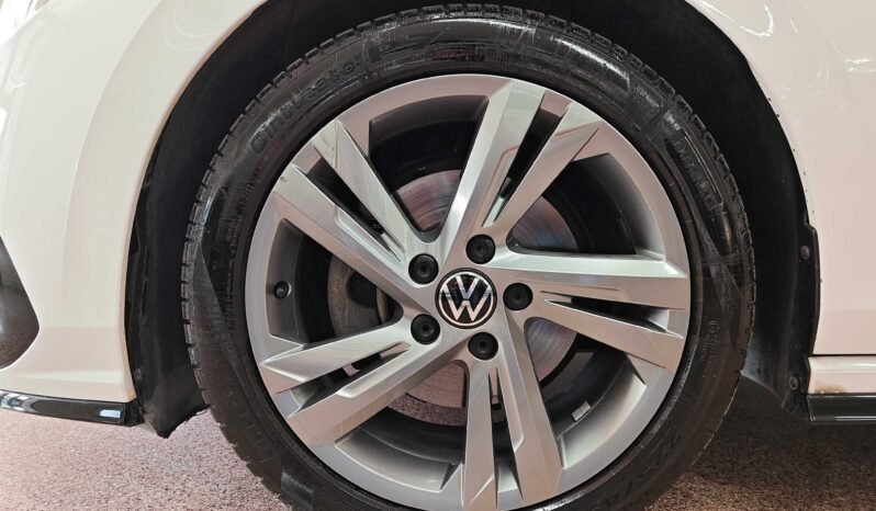 Volkswagen Golf 2.0 TDI 150 cv DSG R-Line pieno