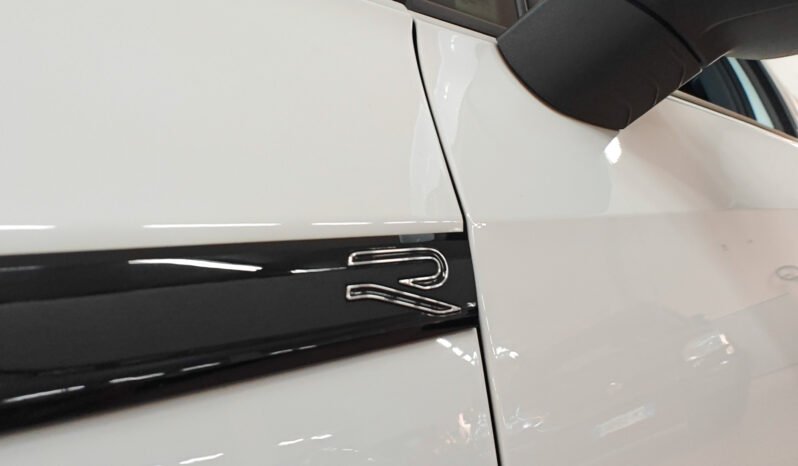 Volkswagen Golf 2.0 TDI 150 cv DSG R-Line pieno