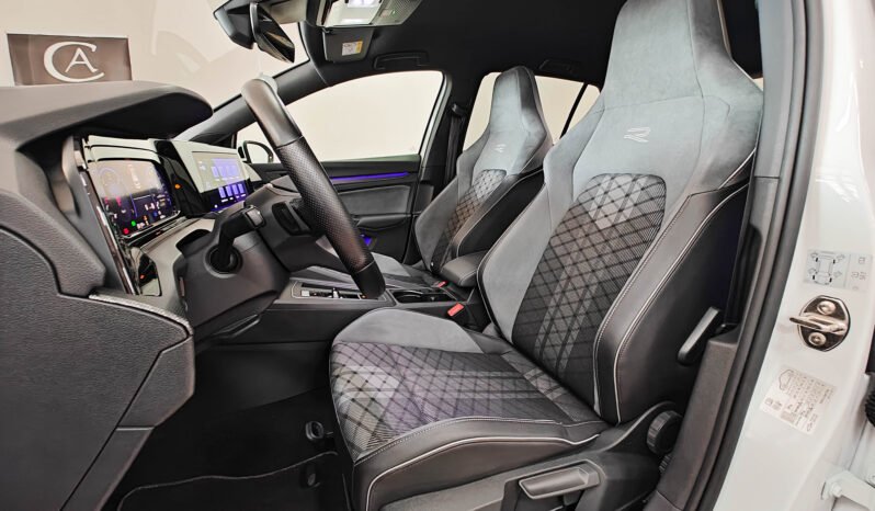 Volkswagen Golf 2.0 TDI 150 cv DSG R-Line pieno