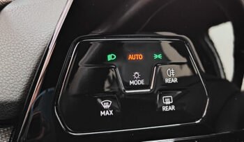 Volkswagen Golf 2.0 TDI 150 cv DSG R-Line pieno