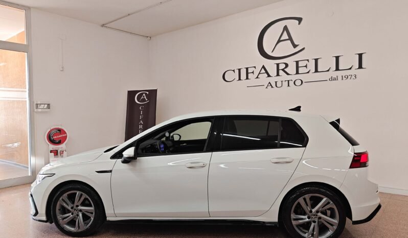 Volkswagen Golf 2.0 TDI 150 cv DSG R-Line pieno