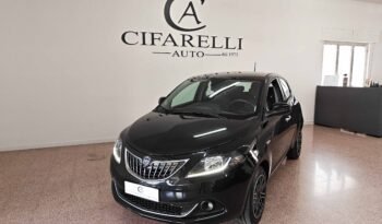 Lancia Ypsilon 1.0 Firefly Hybrid Platinum S&S pieno
