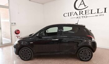 Lancia Ypsilon 1.0 Firefly Hybrid Platinum S&S pieno