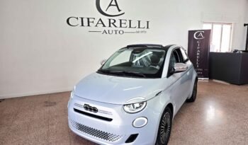 Fiat 500C 1.0 Hybrid Dolcevita pieno