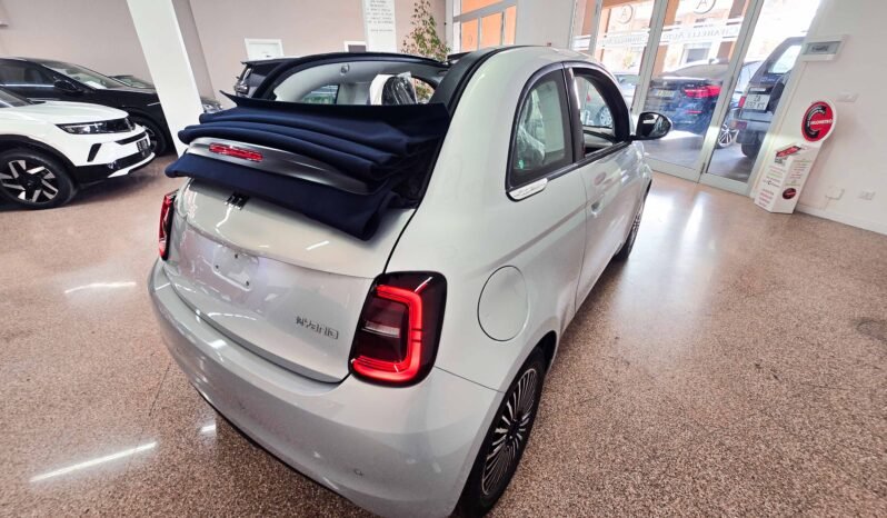 Fiat 500C 1.0 Hybrid Dolcevita pieno