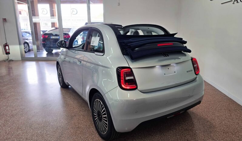 Fiat 500C 1.0 Hybrid Dolcevita pieno