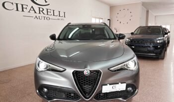 Alfa Romeo Stelvio 2.2 JTDm B-Tech 190 cv Q4 pieno