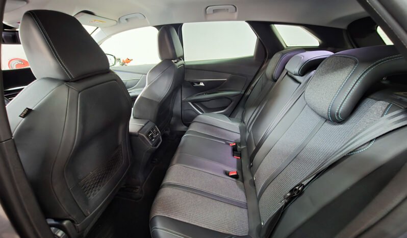 Peugeot 3008 1.5 bluehdi Allure Pack s&s 130cv pieno