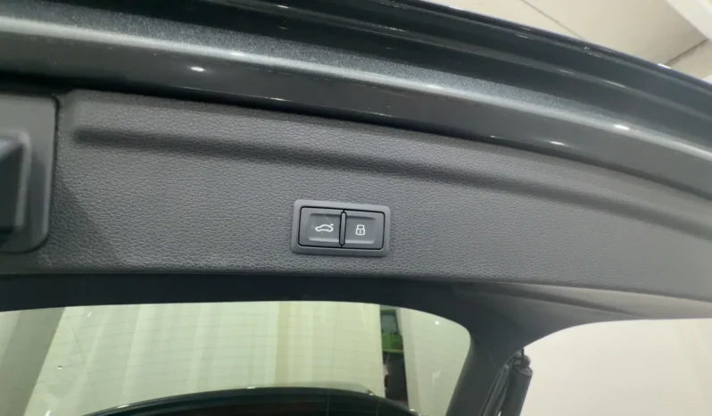 Audi Q3 Sportback 35 2.0 tdi Identity Black  S-Line pieno