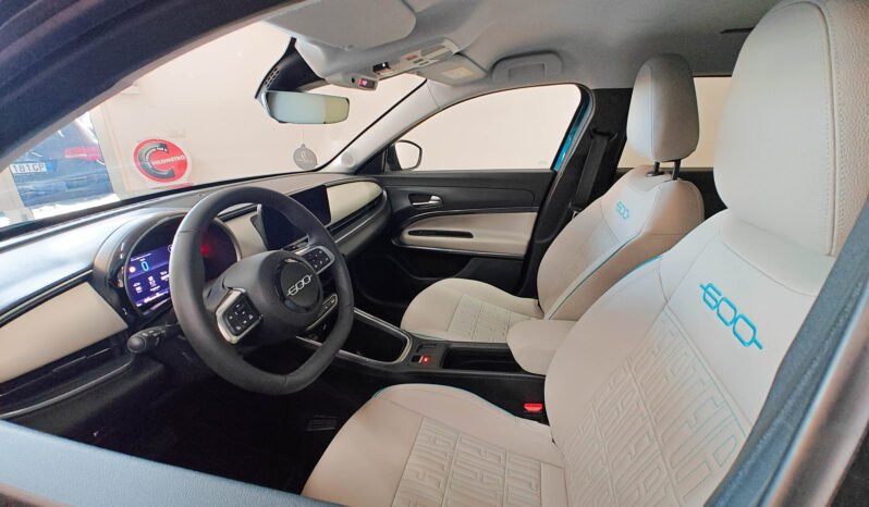 Fiat 600 1.2 hybrid La Prima II 101cv auto pieno