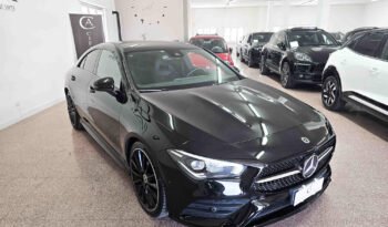Mercedes-Benz CLA220d AMG 4-Matic 190 cv Black Edition pieno