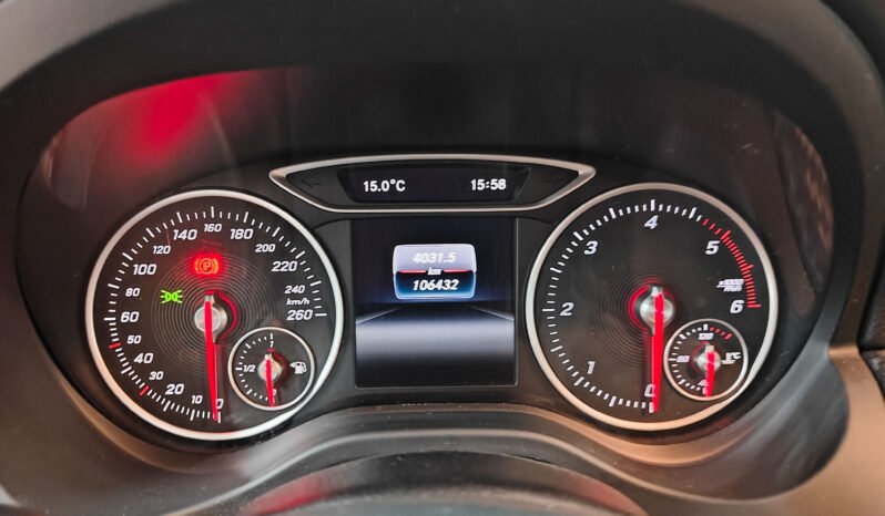 Mercedes-Benz GLA 200d AMG Premium pieno