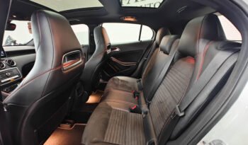 Mercedes-Benz GLA 200d AMG Premium pieno