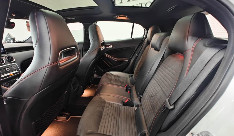 Mercedes-Benz GLA 200d AMG Premium pieno