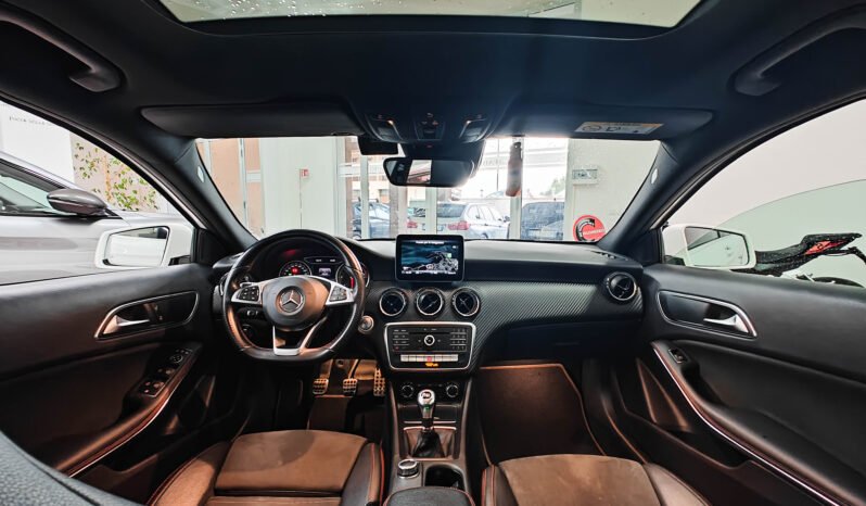 Mercedes-Benz GLA 200d AMG Premium pieno