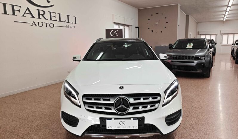 Mercedes-Benz GLA 200d AMG Premium pieno
