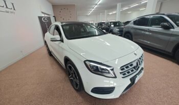 Mercedes-Benz GLA 200d AMG Premium pieno