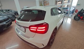 Mercedes-Benz GLA 200d AMG Premium pieno