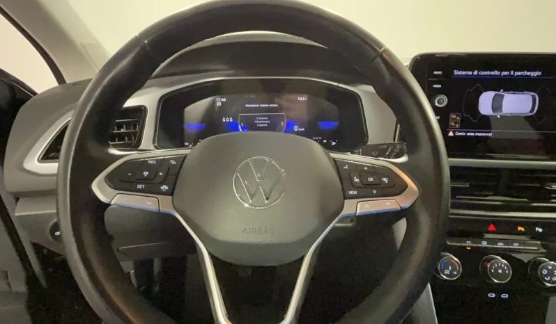 Volkswagen T-Roc 1.0 tsi Life 110cv pieno