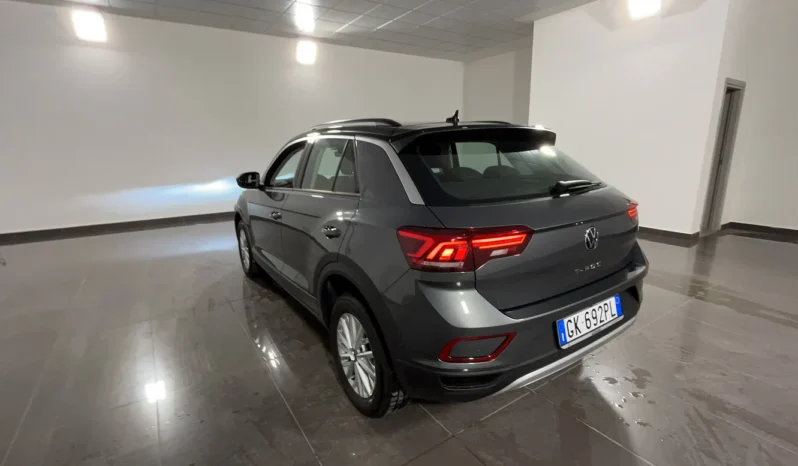 Volkswagen T-Roc 1.0 tsi Life 110cv pieno