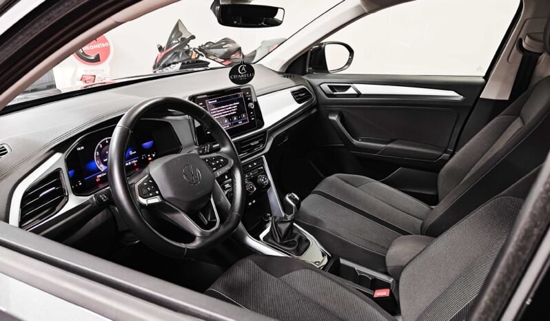 Volkswagen T-Roc 1.0 TSi Life 110 cv pieno