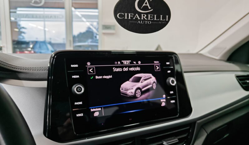 Volkswagen T-Roc 1.0 TSi Life 110 cv pieno