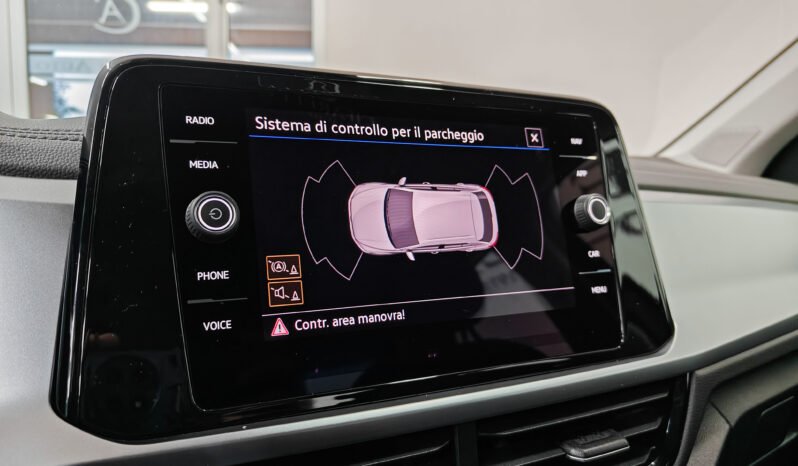 Volkswagen T-Roc 1.0 TSi Life 110 cv pieno