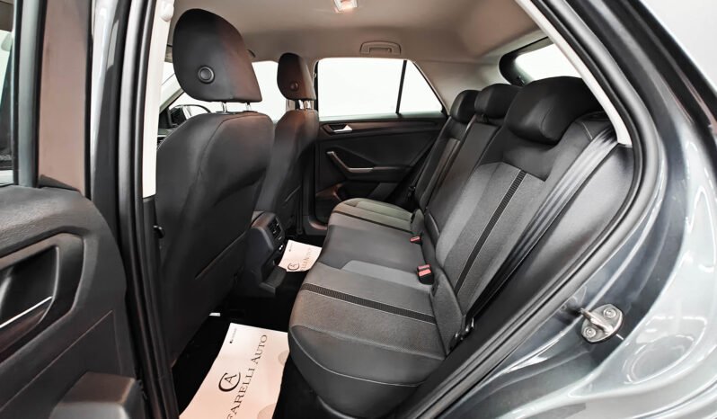 Volkswagen T-Roc 1.0 TSi Life 110 cv pieno