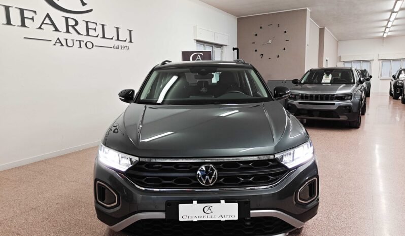 Volkswagen T-Roc 1.0 TSi Life 110 cv pieno
