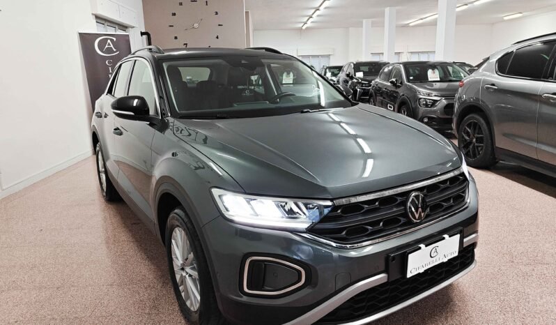 Volkswagen T-Roc 1.0 TSi Life 110 cv pieno