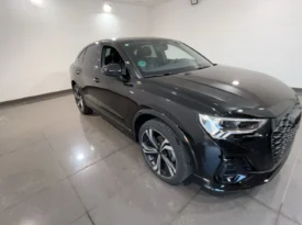 Audi Q3 Sportback 35 TDI S line Black Identity S-Tronic