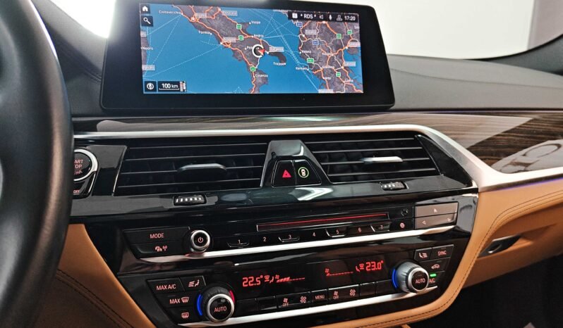 BMW Serie 5 530i xDrive 252 cv Luxury Individual auto pieno