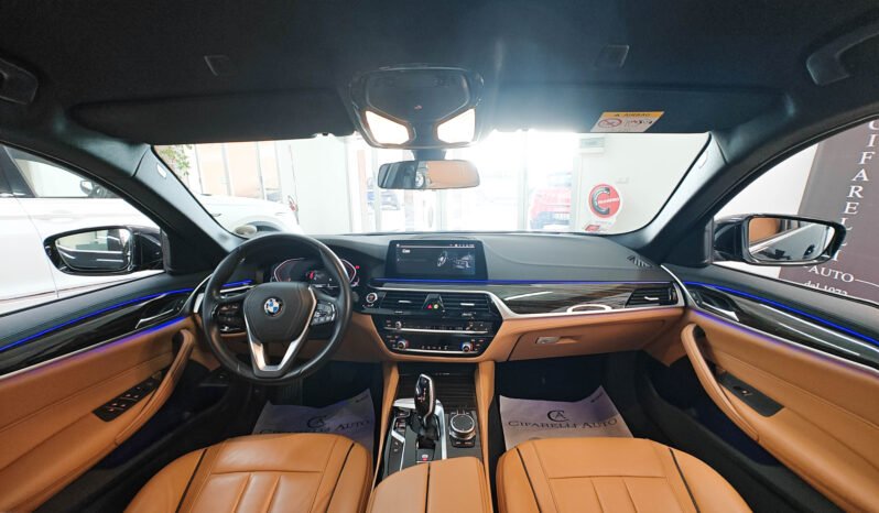 BMW Serie 5 530i xDrive 252 cv Luxury Individual auto pieno