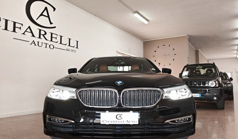 BMW Serie 5 530i xDrive 252 cv Luxury Individual auto pieno