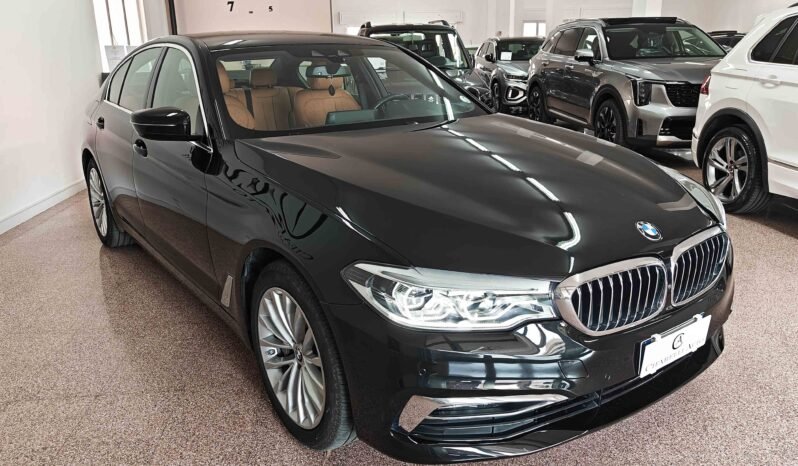 BMW Serie 5 530i xDrive 252 cv Luxury Individual auto pieno