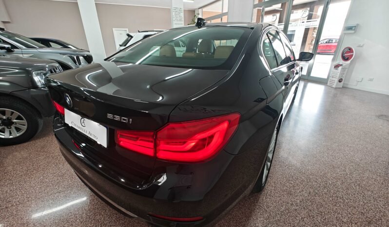 BMW Serie 5 530i xDrive 252 cv Luxury Individual auto pieno