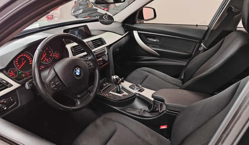 BMW Serie 3 320d 190 cv Business Advantage Touring auto pieno