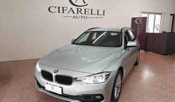 BMW Serie 3 320d 190 cv Business Advantage Touring auto pieno