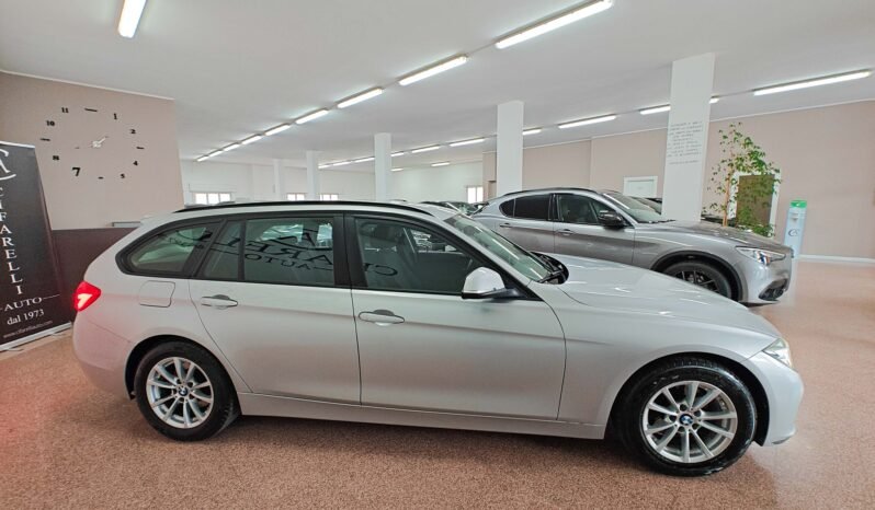 BMW Serie 3 320d 190 cv Business Advantage Touring auto pieno